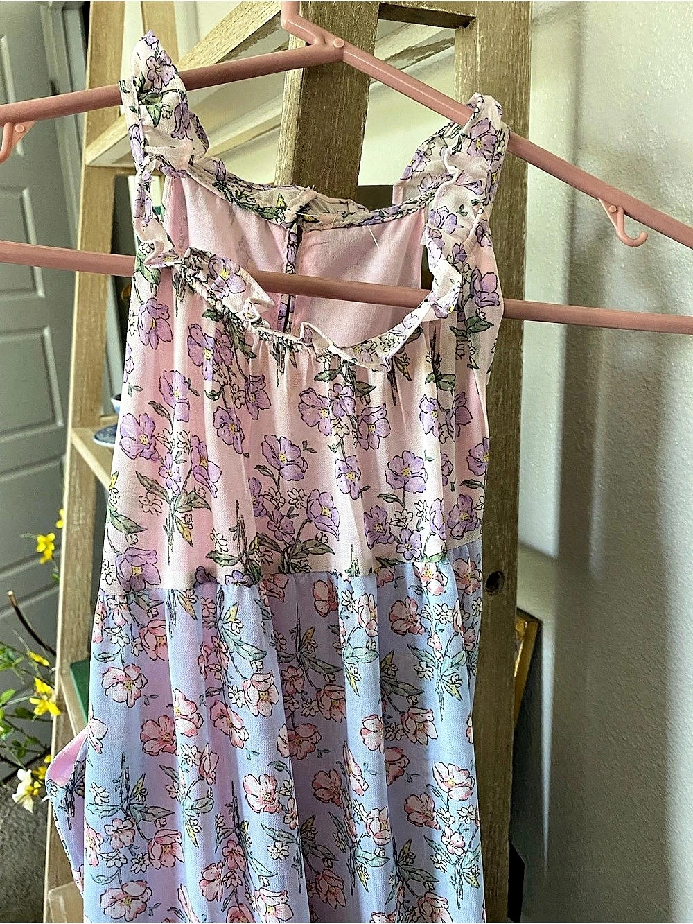 Juliana’s Floral Tiered Dress - Picture 2 of 6